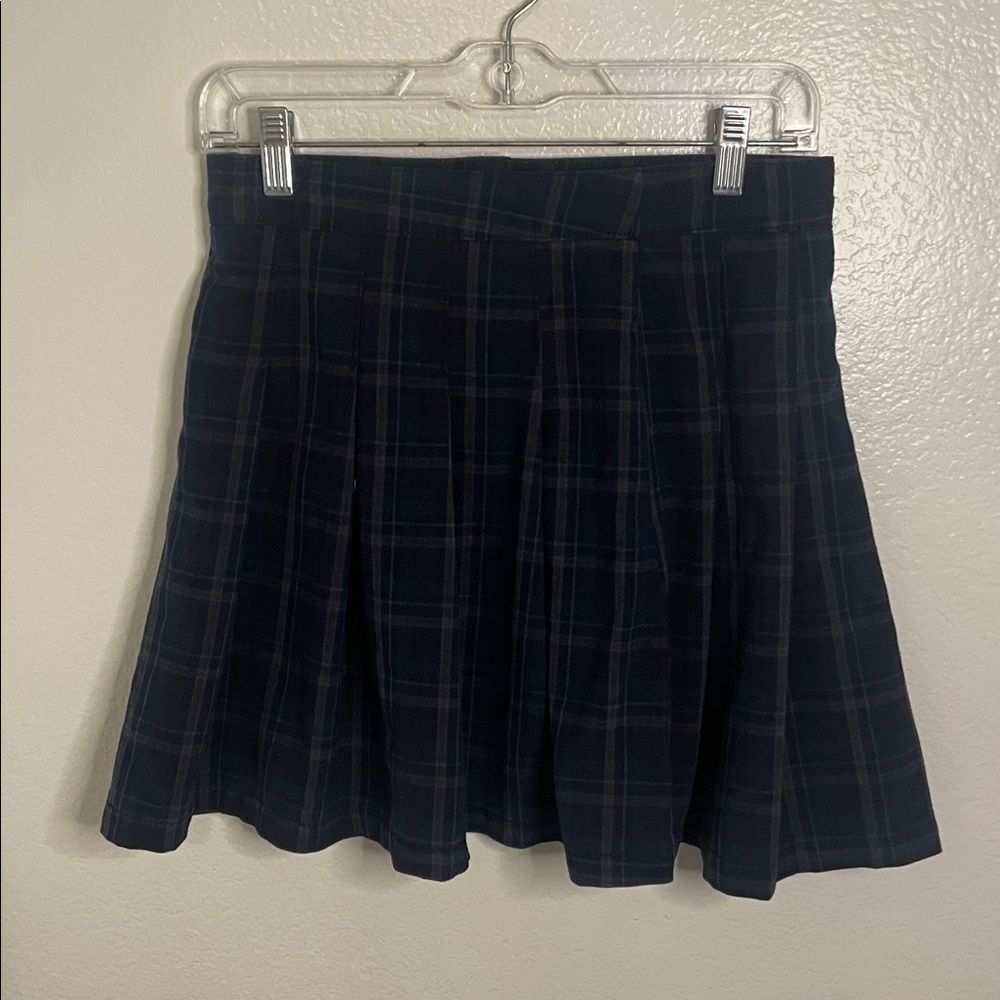 American Eagle Highest Rise Pleated Plaid School Girl Skirt Size 4 - Picture 2 of 4